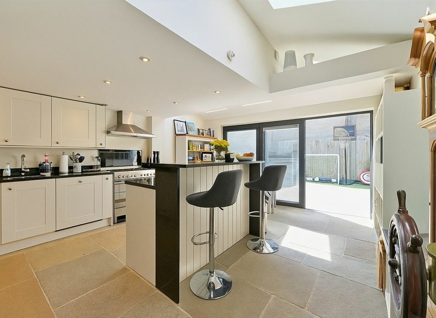 Properties for sale in Palmerston Road - SW19 1PB view3