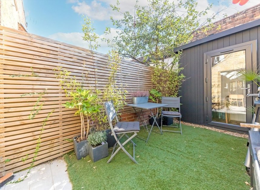 Properties for sale in Parfrey Street - W6 9EW view3