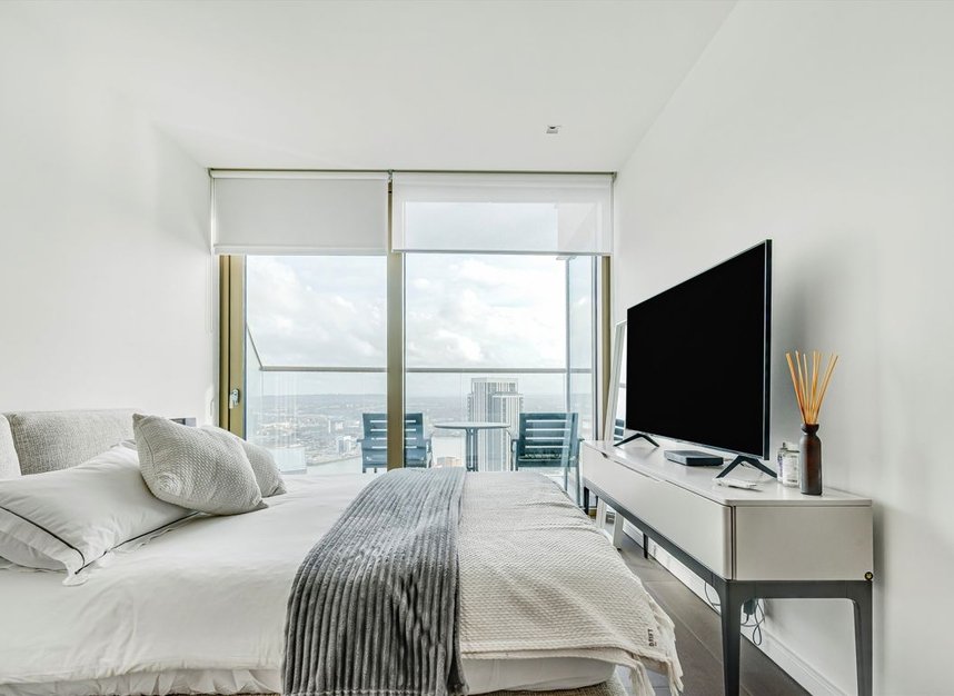 Properties for sale in Park Drive - E14 9BB view10