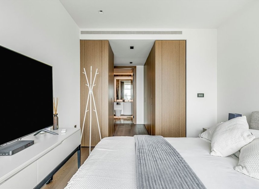 Properties for sale in Park Drive - E14 9BB view11