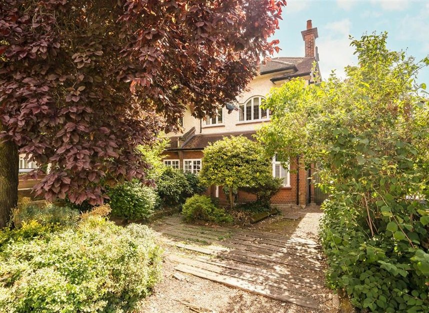 Properties for sale in Park Hill - SW4 9PB view1