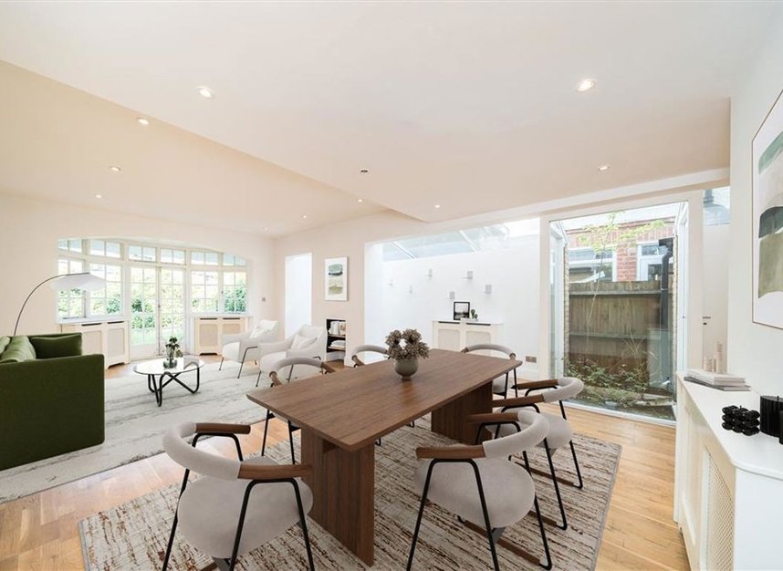 Properties for sale in Park Hill - SW4 9PB view2