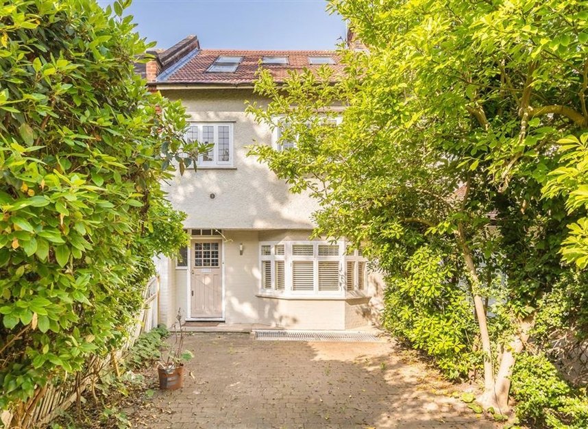 Properties for sale in Park Hill - SW4 9PB view1
