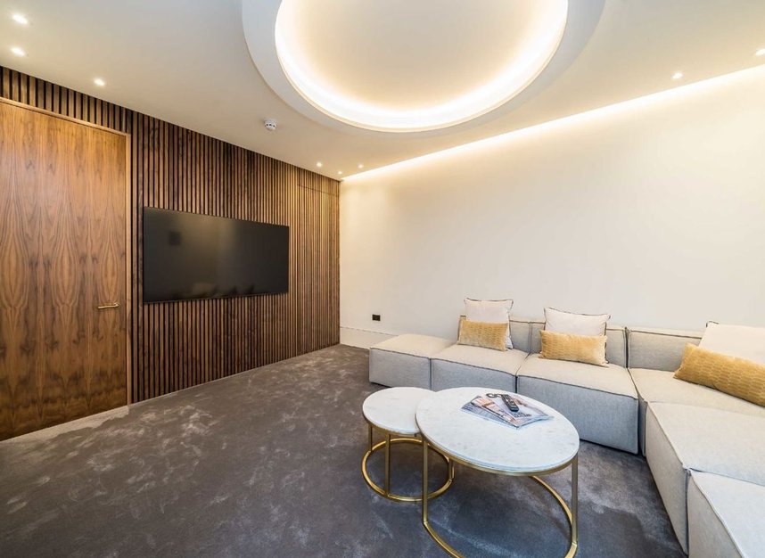 Properties for sale in Park Hill - SW4 9NX view11