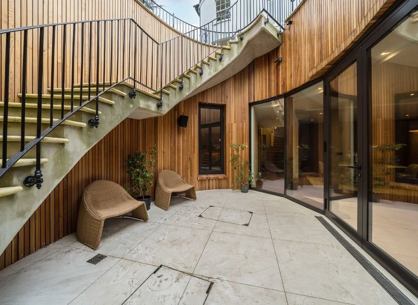 Properties for sale in Park Hill - SW4 9NX view5