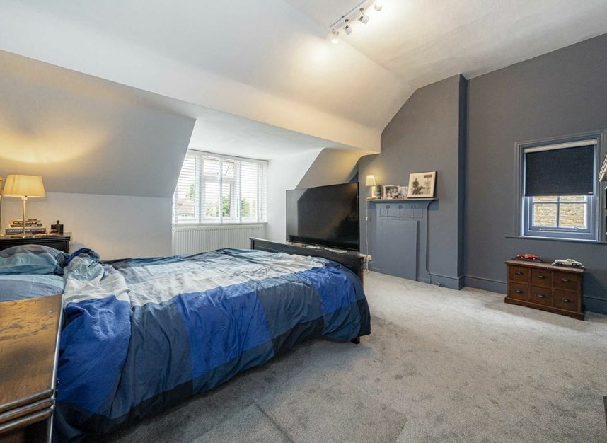 Properties sold in Park Road - TW12 1HG view14