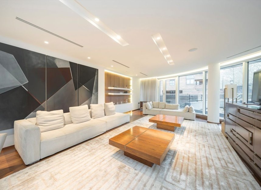 Properties for sale in Park Road - NW8 7EA view6