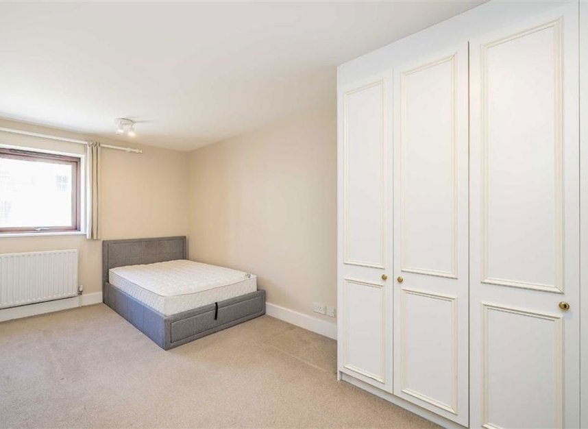 Properties for sale in Park Street - SE1 9ES view5