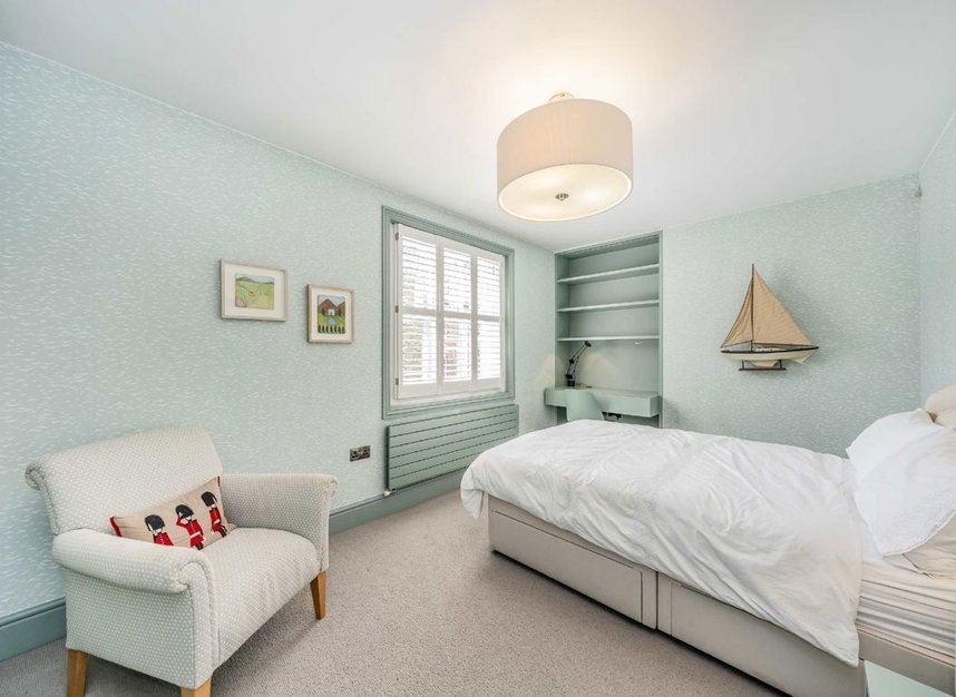 Properties for sale in Park Walk - SW10 0AJ view7
