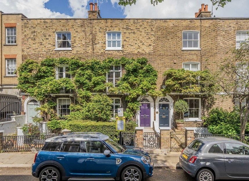 Properties for sale in Park Walk - SW10 0AJ view1