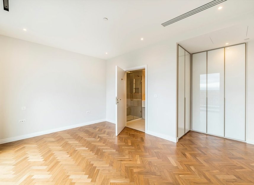 Properties for sale in Parkland Walk - SW6 2QD view9