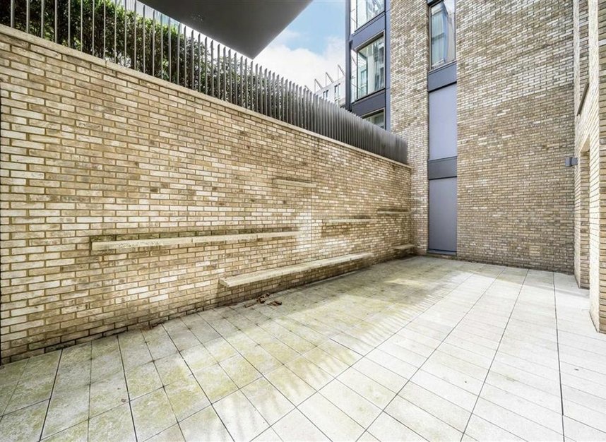 Properties for sale in Pearson Square - W1T 3BJ view7