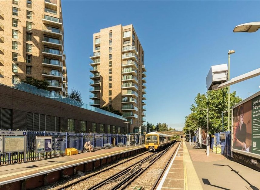 Properties for sale in Pegler Square - SE3 9FW view6