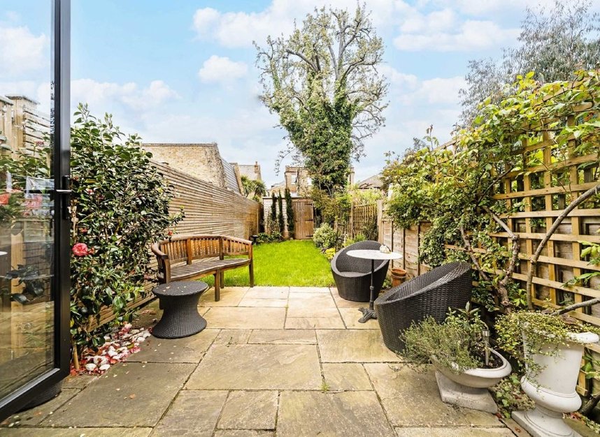 for sale in Pelham Road, London, SW19 (Ref 194964) Dexters