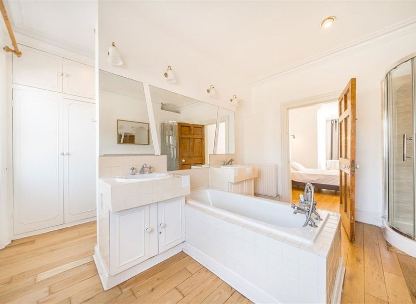 Properties for sale in Pelham Street - SW7 2NG view7