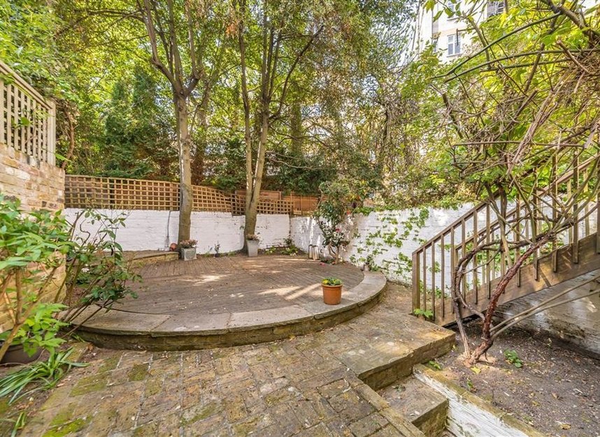 Properties for sale in Pelham Street - SW7 2NG view1