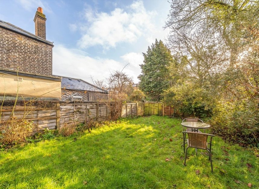 Properties for sale in Penn Road - N7 9RE view5