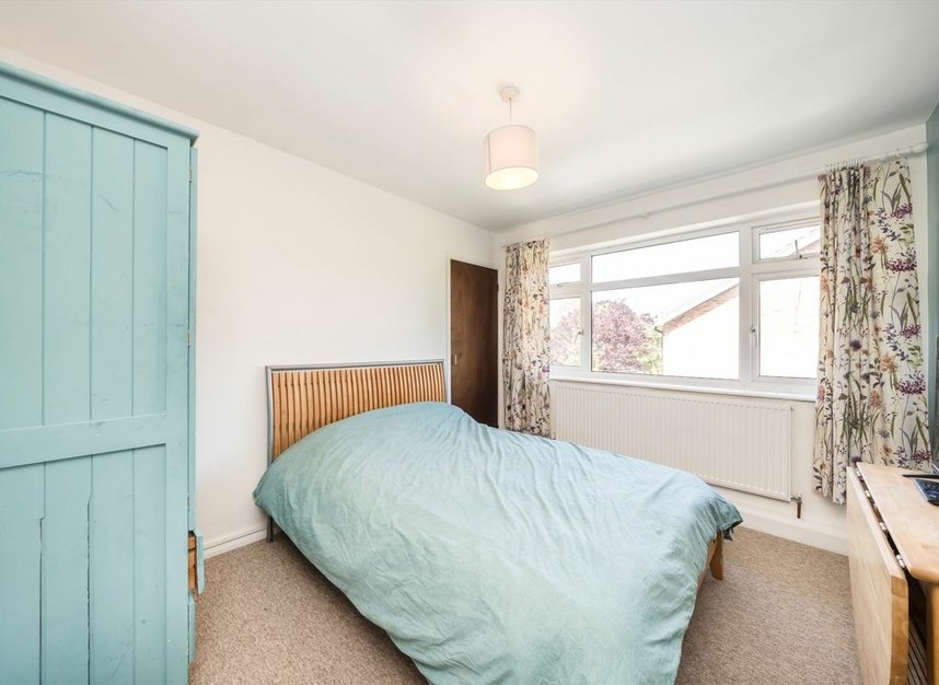 Properties sold in Percy Road - TW12 2JY view5