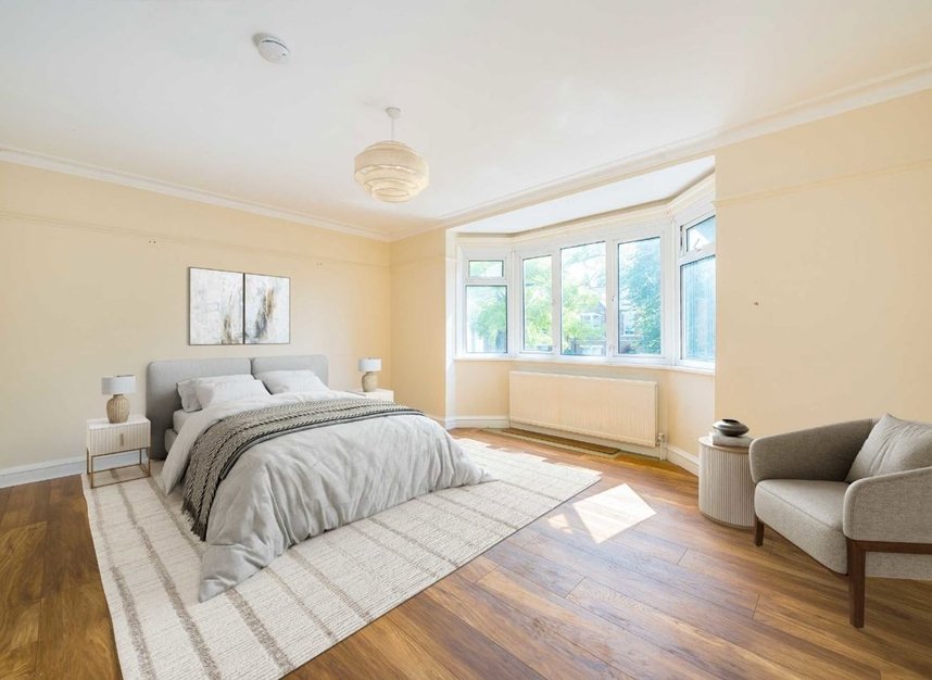 Properties for sale in Perryn Road - W3 7LS view5