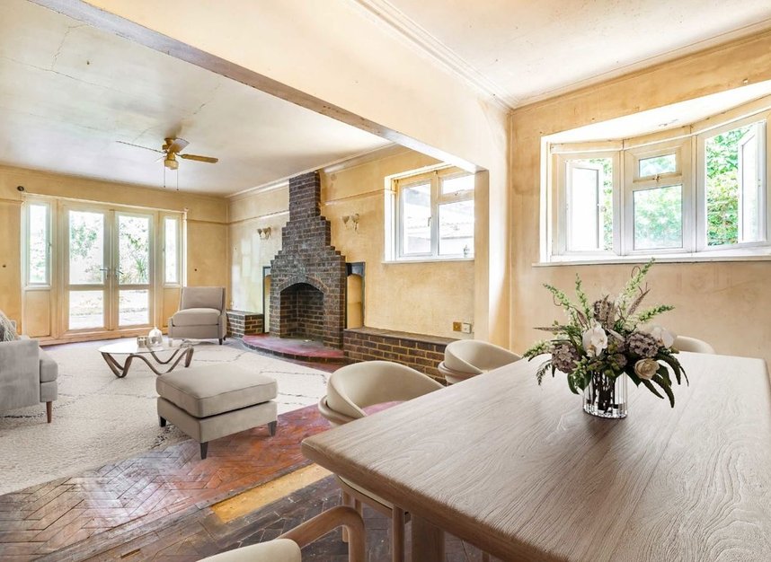 Properties for sale in Perryn Road - W3 7LS view2