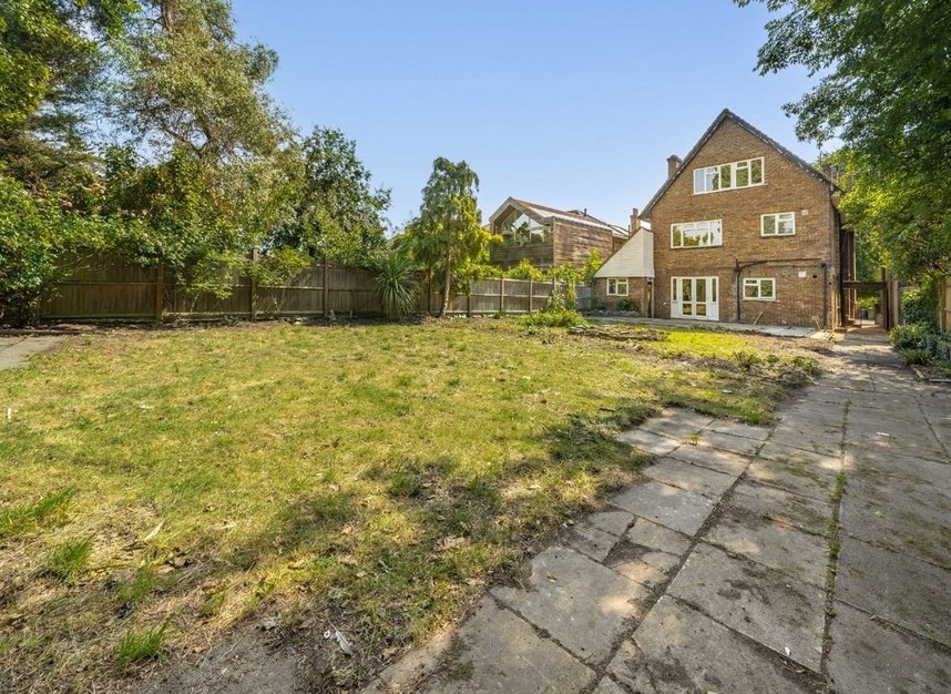 Properties for sale in Perryn Road - W3 7LS view6