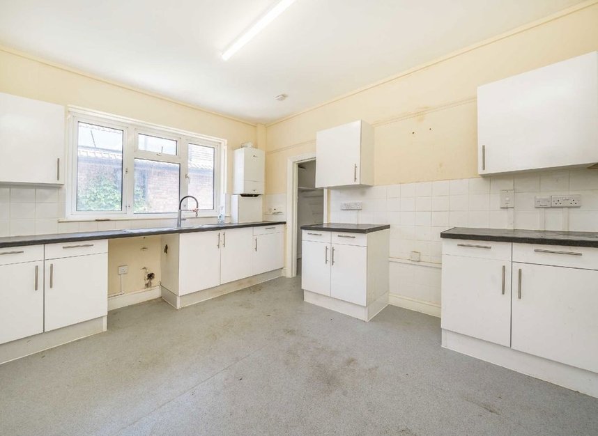 Properties for sale in Perryn Road - W3 7LS view3