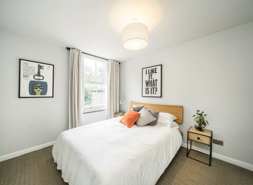 Properties for sale in Petersfield Road - W3 8NY view6