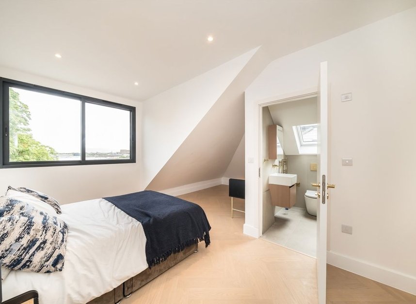 Properties for sale in Pitt Crescent - SW19 8HT view7