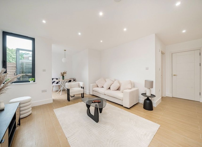 Properties for sale in Pitt Crescent - SW19 8HT view2