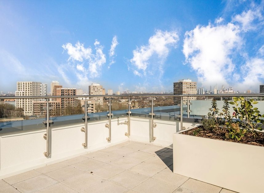 Properties for sale in Plough Road - SW11 2DE view10