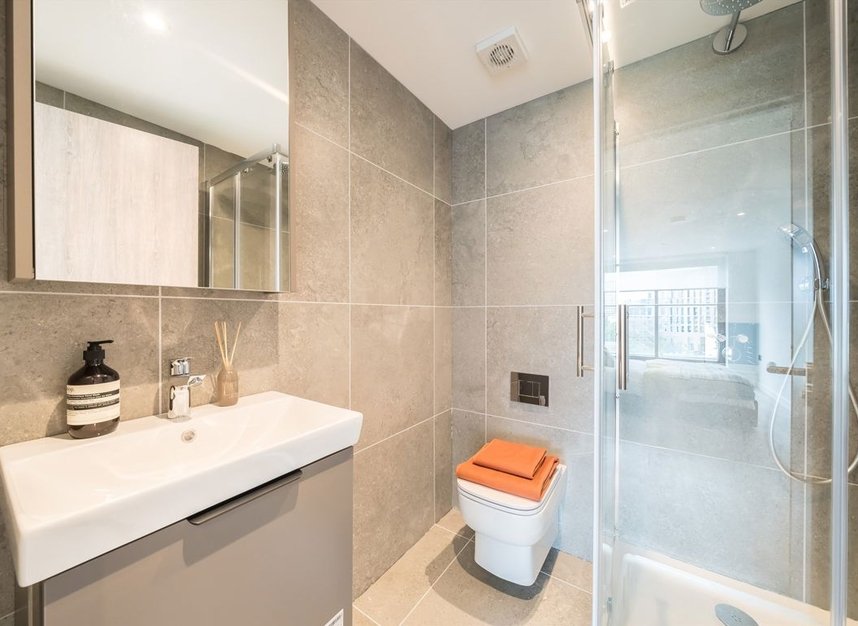 Properties for sale in Plough Road - SW11 2DE view5