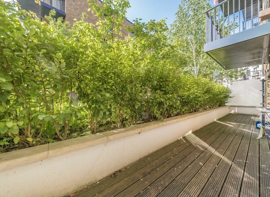 Properties sold in Plough Way - SE16 7FA view8