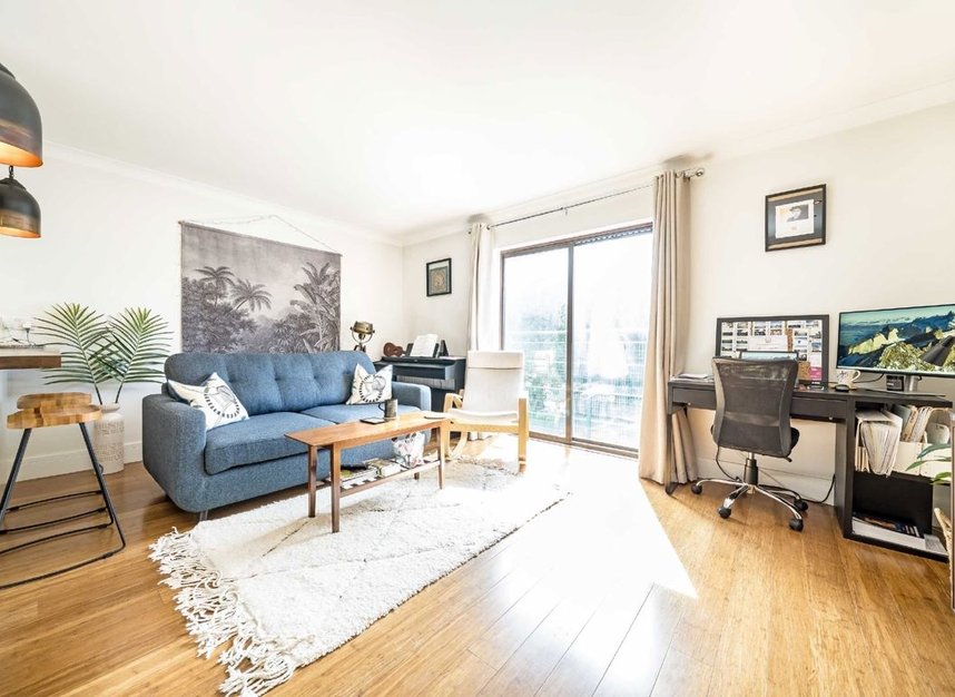 Properties for sale in Plover Way - SE16 7TT view5