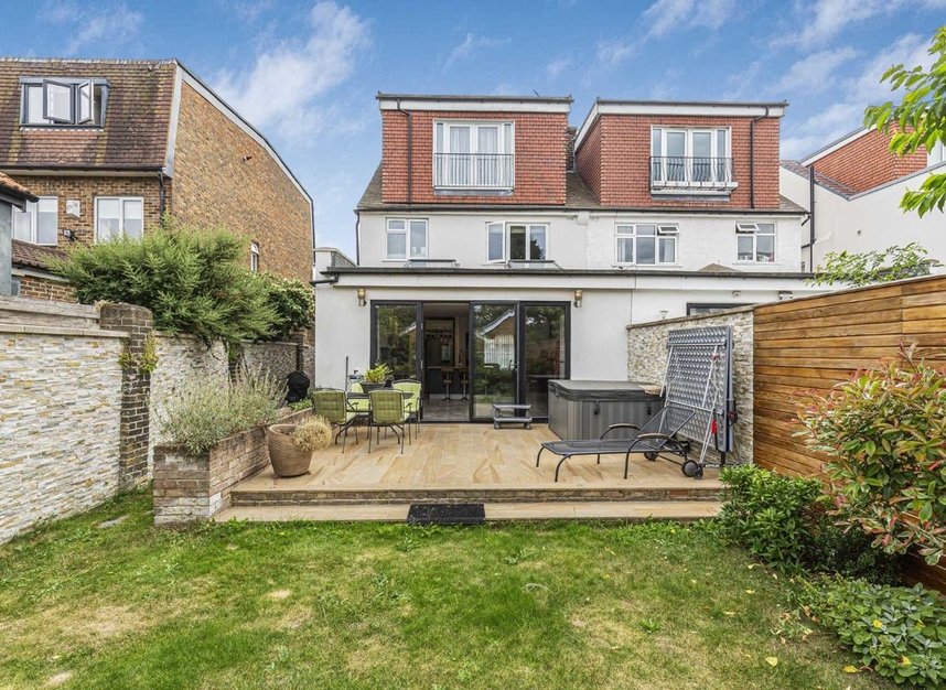 Properties for sale in Popes Lane - W5 4NL view13