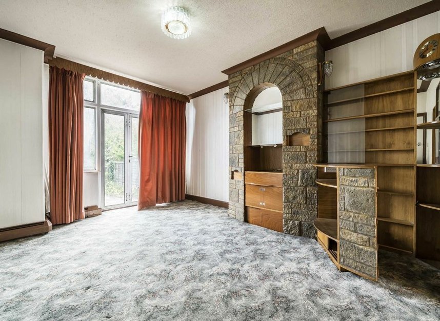 Properties for sale in Popes Lane - W5 4ND view3