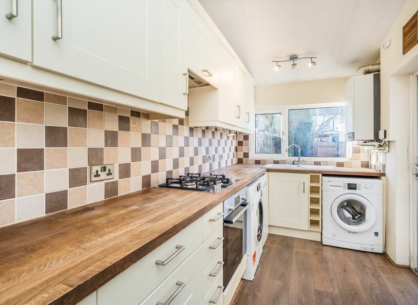 Properties for sale in Prince Georges Avenue - SW20 8BQ view3