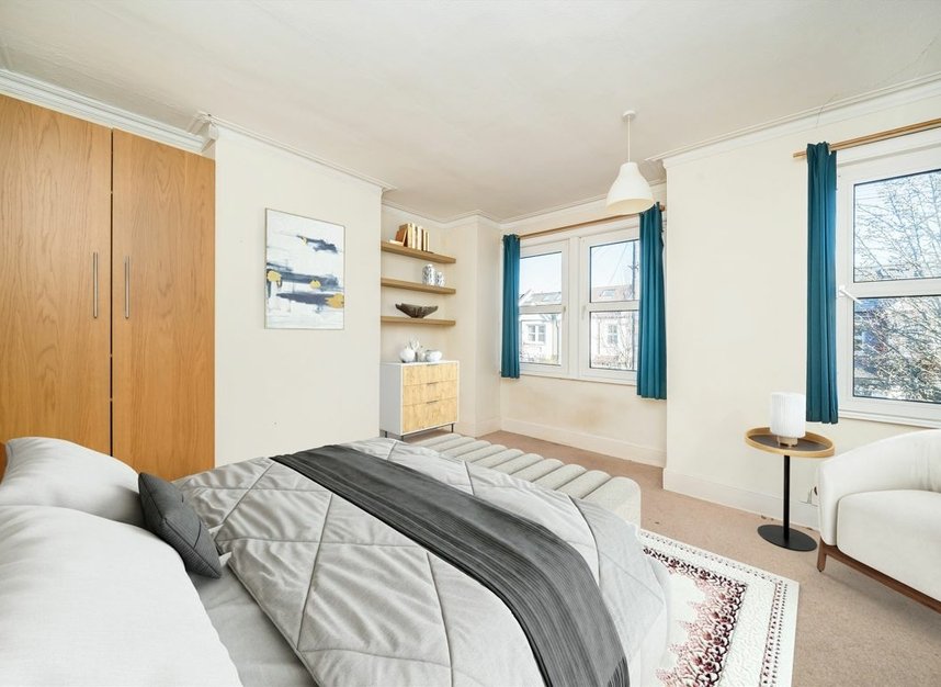 Properties for sale in Prince Georges Avenue - SW20 8BQ view5