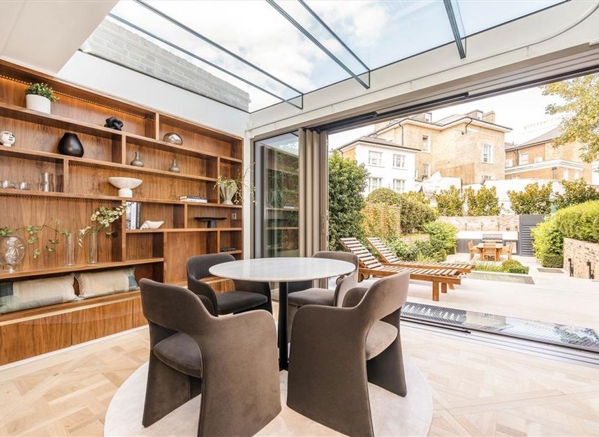 Properties for sale in Priory Walk - SW10 9SP view3