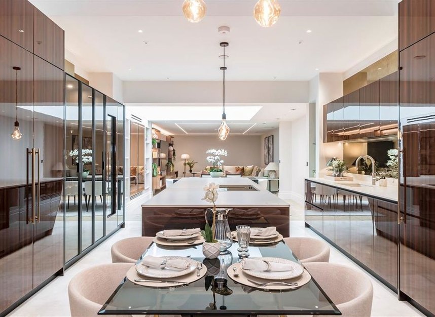Properties for sale in Priory Walk - SW10 9SP view4