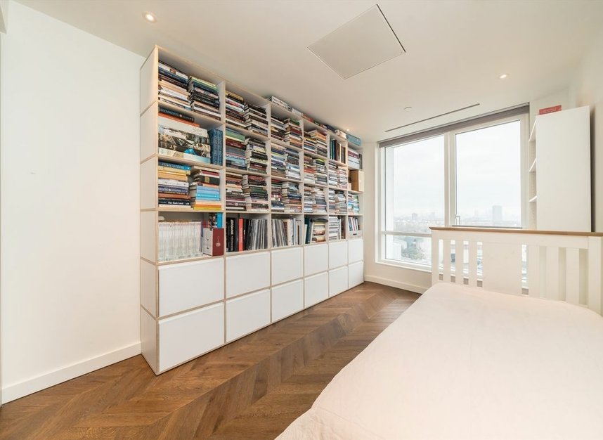 Properties for sale in Prospect Way - SW11 8DJ view9