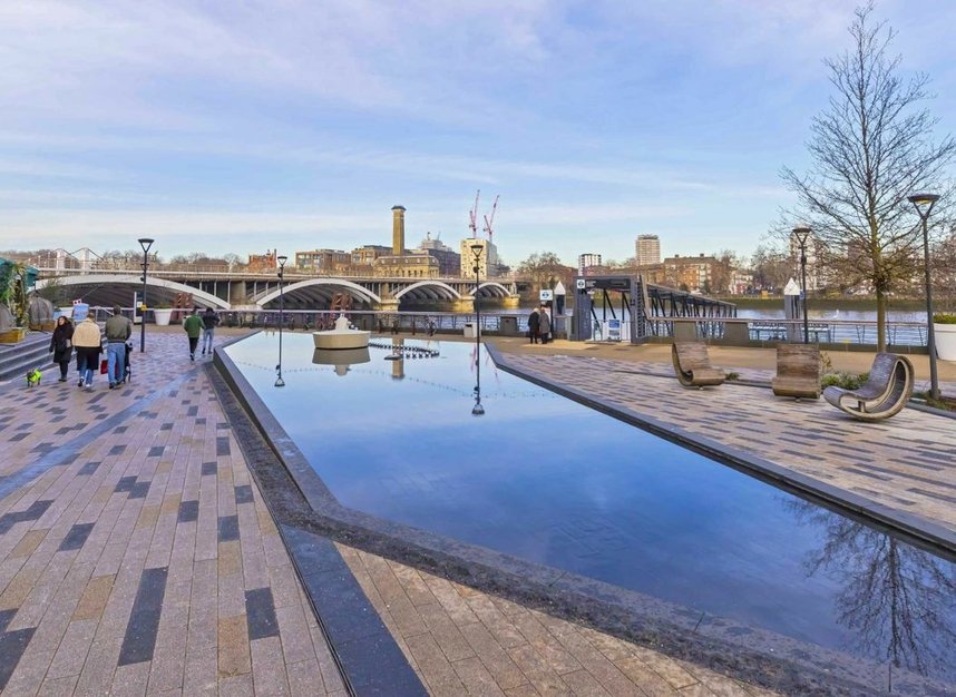 Properties for sale in Prospect Way - SW11 8DJ view13