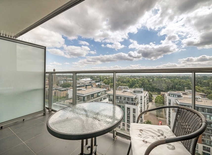 Properties for sale in Pump House Crescent - TW8 0FZ view6