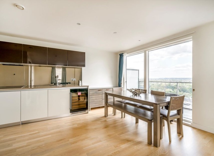 Properties for sale in Pump House Crescent - TW8 0FZ view4