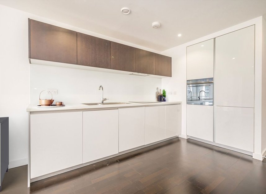 Properties for sale in Pump House Crescent - TW8 0FX view3