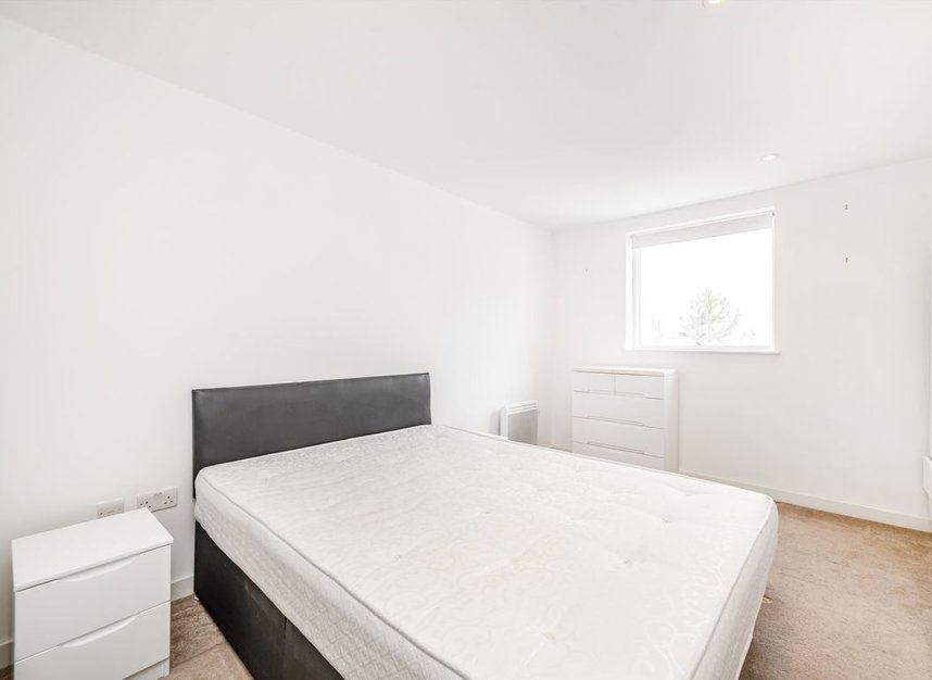 Properties for sale in Pump House Crescent - TW8 0FW view5