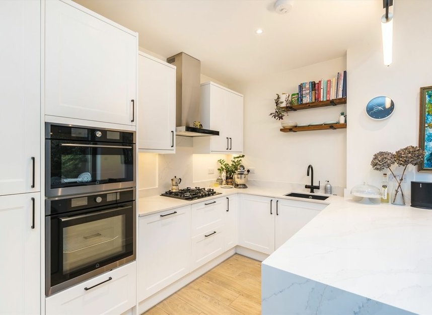 Properties for sale in Putney Park Lane - SW15 5HT view4