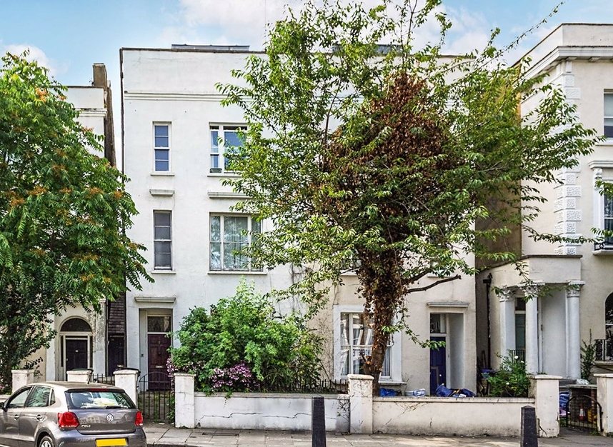 Flat for sale in Queens Crescent, London, NW5 (Ref 184261) Dexters