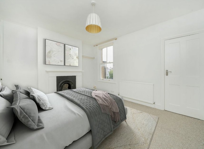 Properties sold in Queens Road - N11 2QP view4