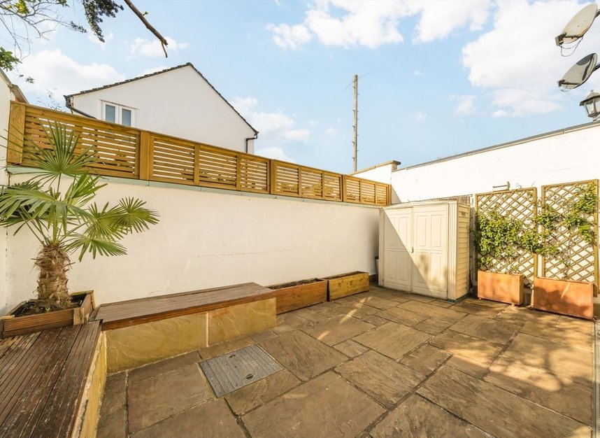 Properties sold in Queens Road - N11 2QQ view6