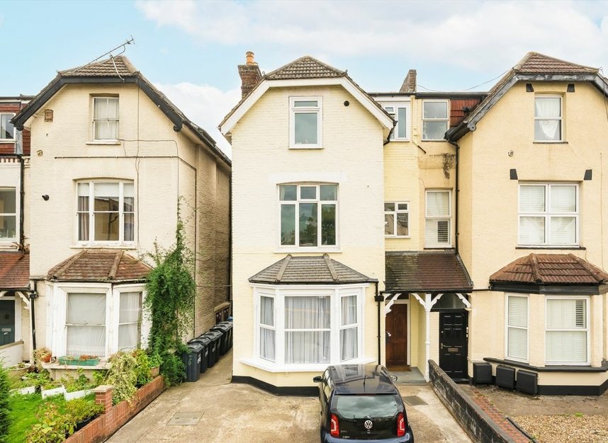 Properties for sale in Queens Road - SW19 8NY view8